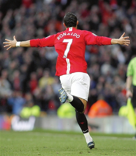 斯科尔斯反驳默森：曼联不应因赢得欧联杯而举行游行.